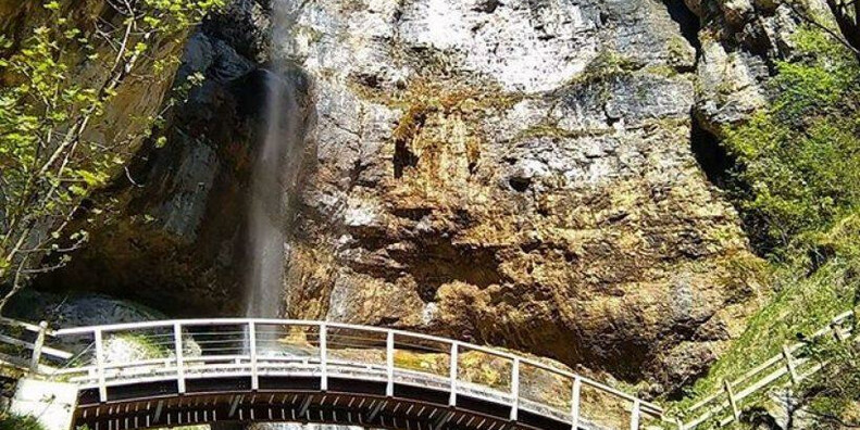 Tret Waterfall #3