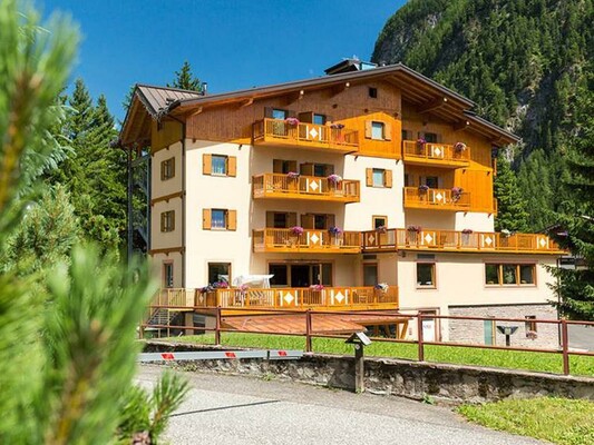 Hotel San Giusto - Campitello di Fassa - Val di Fassa