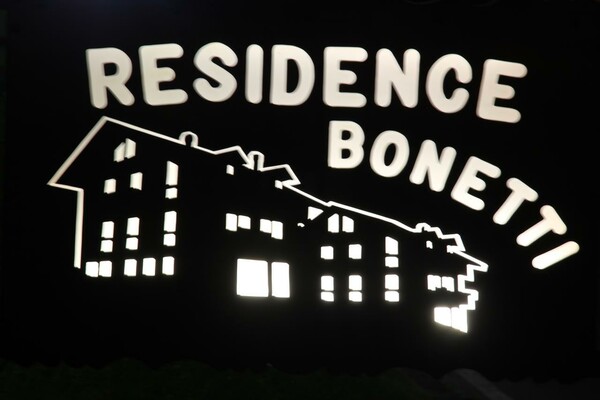 insegna Residence