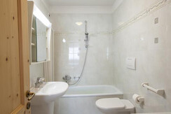 Residence-Cristina-Pozza_Botton-d-Oro (2)