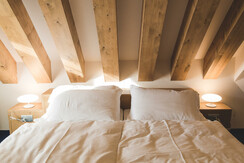 APT. 5 Mezzanine-min