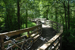 turismo con bici vacanze in coppia Miralago Trento