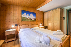 Alpine three-room apartment 4-6 persons with 3 bathrooms