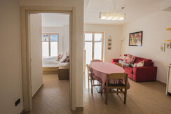 SOGGIORNO E STANZA CON BAGNO