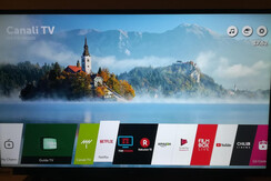 Nuova TV 43" 4K UHD