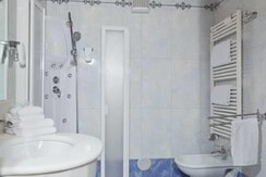 bagno con doccia