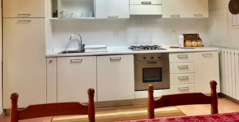 appartamento rossini lucia cucina