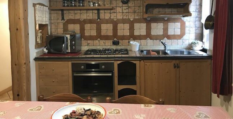 appartamento sauda bruna cucina