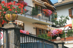 BALCONI