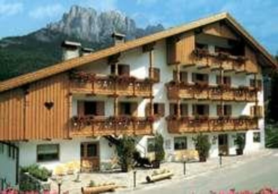 Hotel Vael - Vigo di Fassa - Val di Fassa - Estate