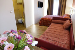 Bathroom Panorama Fernseher SAT Wohnung Appartamen