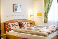 camera tripla a canazei_camere a canazei_hotel vil