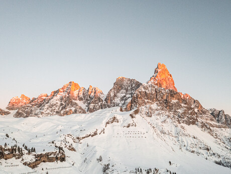 #Trentinoskisunrise a Passo Rolle