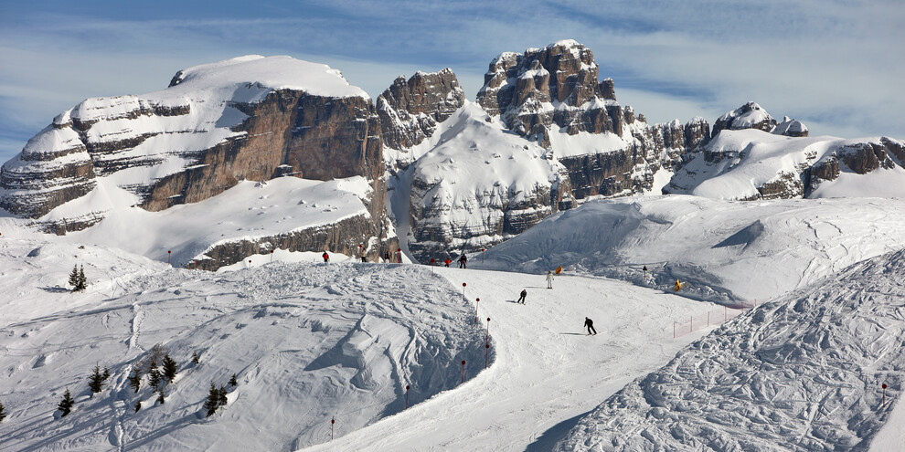 Skiing in Trentino, at the feet of the Brenta Dolomites, is really exciting
