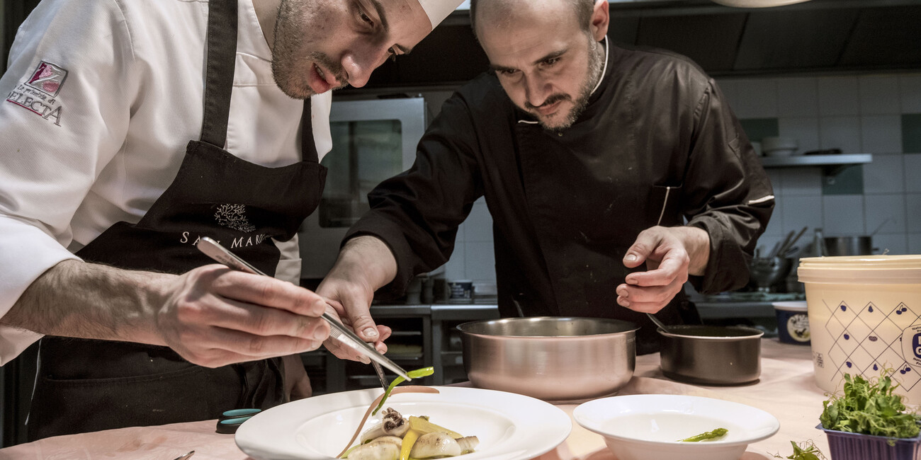 Weine und Schaumwein Trentodoc, Milcherzeugnisse, Obst und Gemüse DIE GESCHICHTE DES TERRITORIUMS SETZT SICH ZU TISCH FORT #2