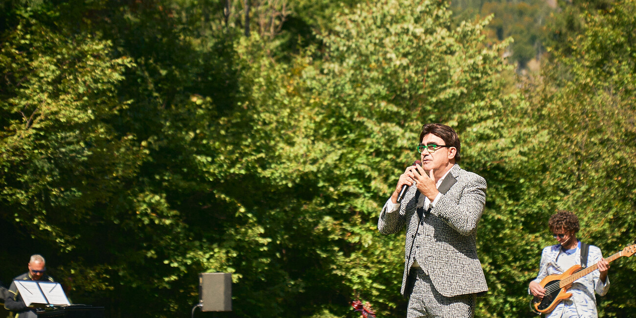 L’OMAGGIO DI ELIO A JANNACCI TRA LE DOLOMITI #1