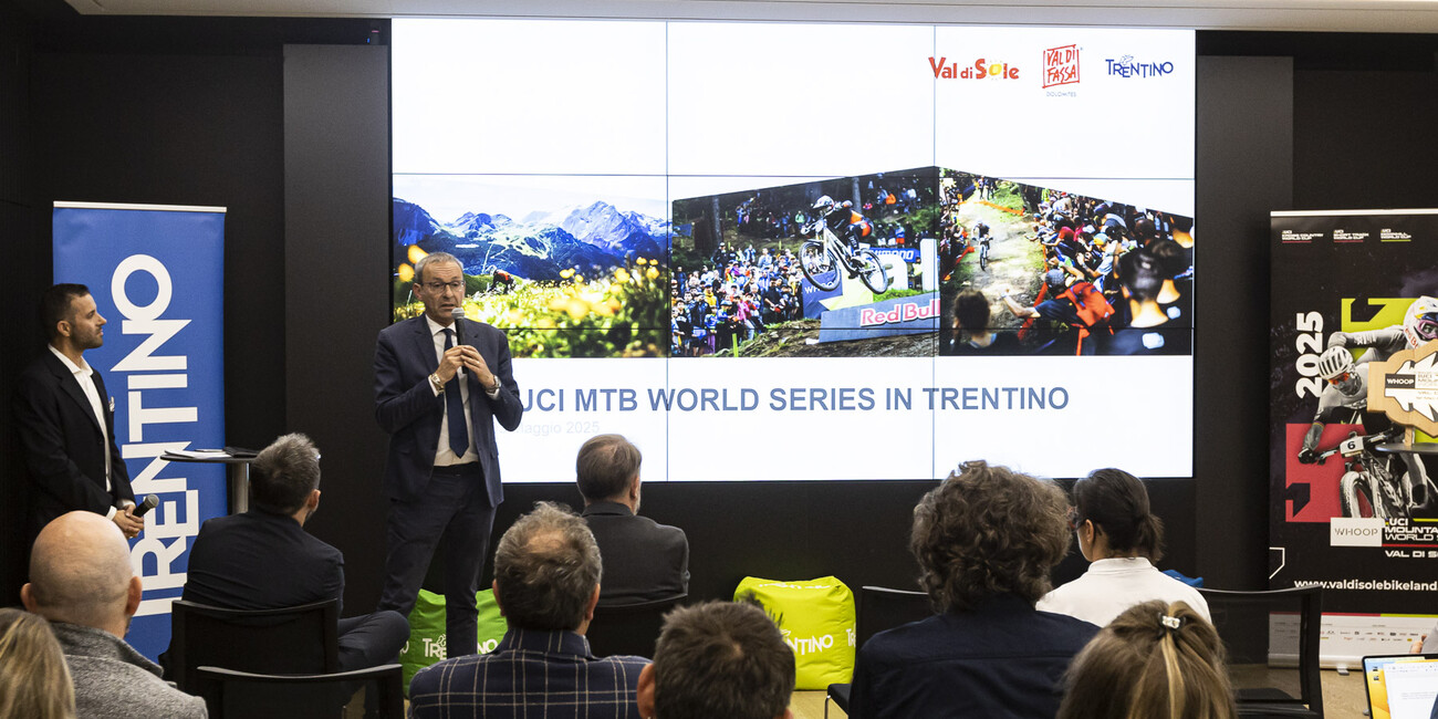 Nella casa del turismo trentino, due weekend di mountain bike mondiale. Val di Fassa e Val di Sole protagoniste della WHOOP UCI Mountain Bike World Series #2