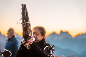 Una musica quasi mistica per accompagnare l’alba delle Dolomiti 