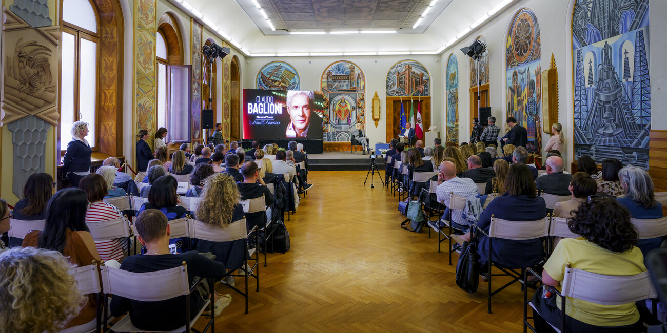 Claudio Baglioni a Trento: l’incontro al Bonporti e la Farfalla del Trentino per “un’arte che crea legami” #1