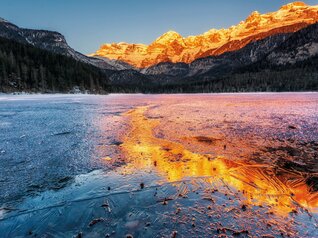 Val di Non Lago di Tovel Inverno ph-Diego Marini | © Inverno-Val-di-Non-Lago-di-Tovel-ghiaccio-ph-Diego-Marini