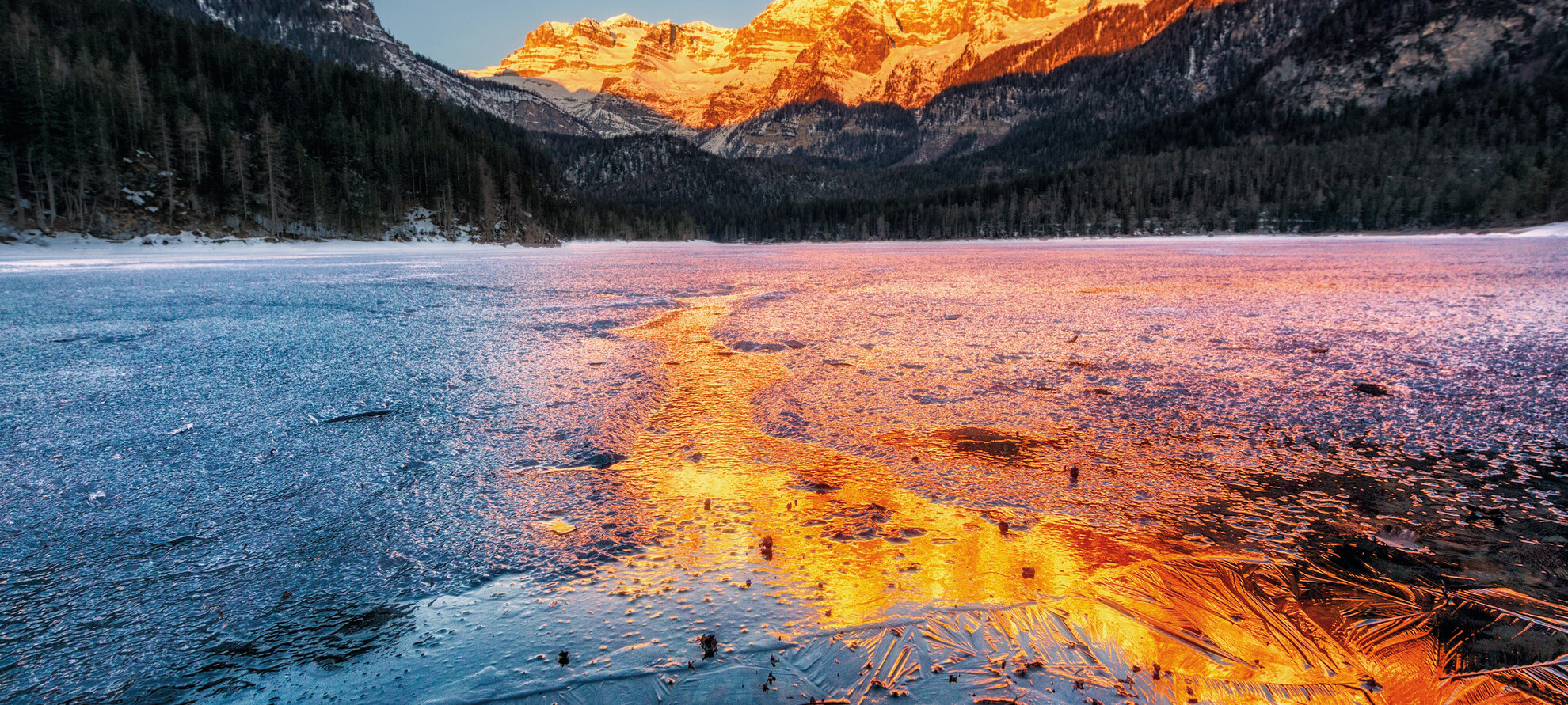 Val di Non Lago di Tovel Inverno ph-Diego Marini | © Inverno-Val-di-Non-Lago-di-Tovel-ghiaccio-ph-Diego-Marini