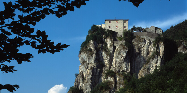 Castel San Giovanni - Bondone - ph. Consorzio turistico Valle del Chiese | © Castel San Giovanni - Bondone - ph. Consorzio turistico Valle del Chiese