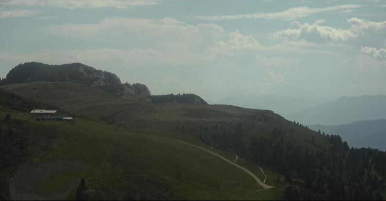 Webcam Pampeago  - Predazzo -  Obereggen - Chair lift Monte Agnello
