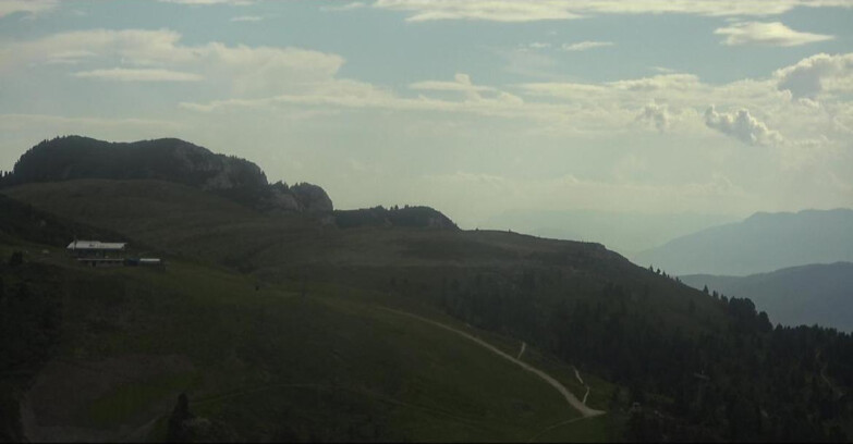 Webcam Pampeago  - Predazzo -  Obereggen - Chair lift Monte Agnello