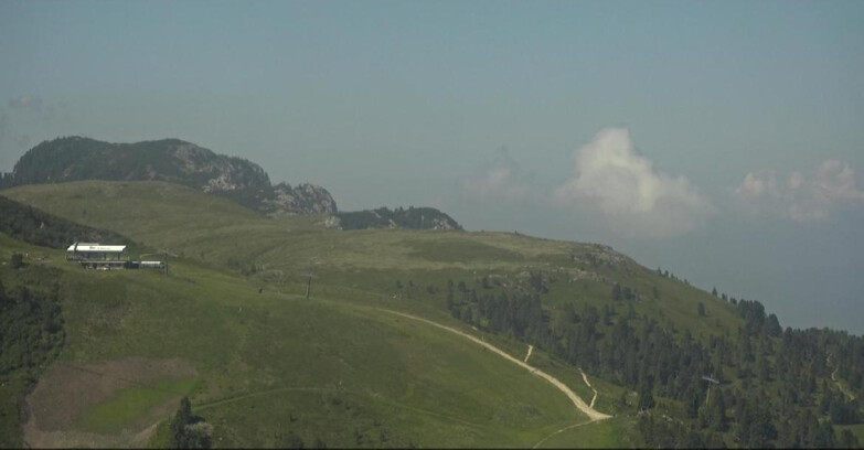 Webcam Пампеаго - Предаццо - Оберегген	 - Chair lift Monte Agnello
