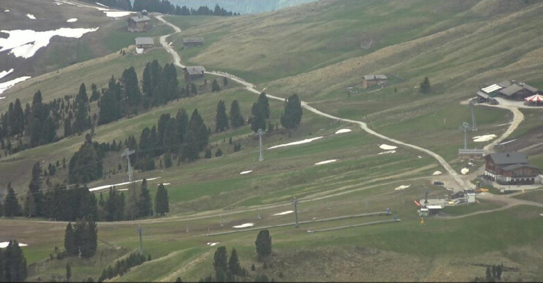 Webcam Пампеаго - Предаццо - Оберегген	 - Mountain huts Zisch and Genischer