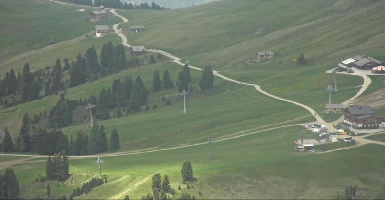 Webcam Pampeago  - Predazzo -  Obereggen - Mountain huts Zischg and Ganischger