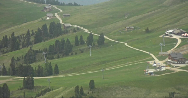 Webcam Pampeago  - Predazzo -  Obereggen - Mountain huts Zischg and Ganischger