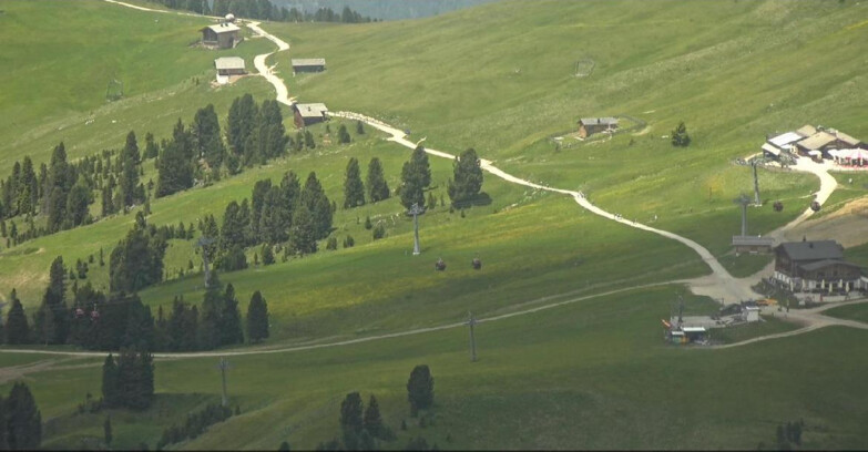 Webcam Pampeago  - Predazzo -  Obereggen - Zischg und Ganischger Berghütten