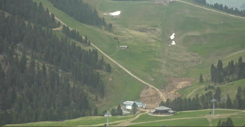Webcam Пампеаго - Предаццо - Оберегген	 - Chair lift Obereggen