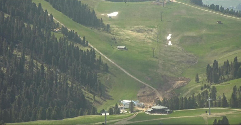 Webcam Пампеаго - Предаццо - Оберегген	 - Chair lift Obereggen