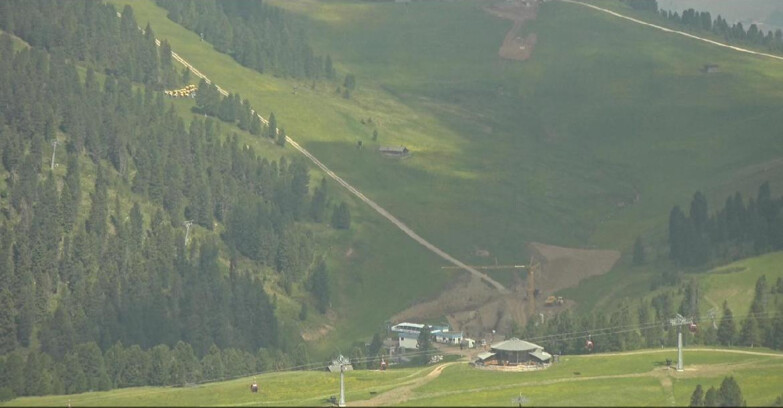 Webcam Пампеаго - Предаццо - Оберегген	 - Chair lift Obereggen