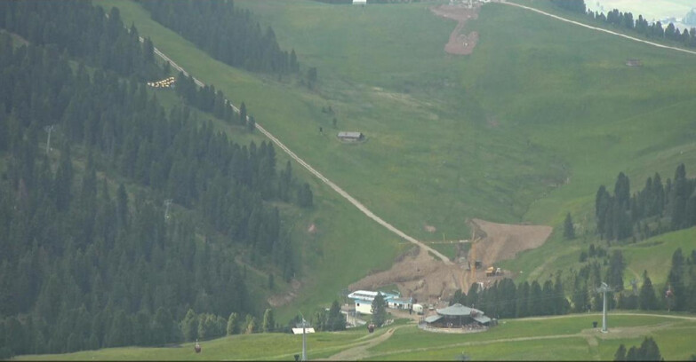 Webcam Пампеаго - Предаццо - Оберегген	 - Chair lift Obereggen