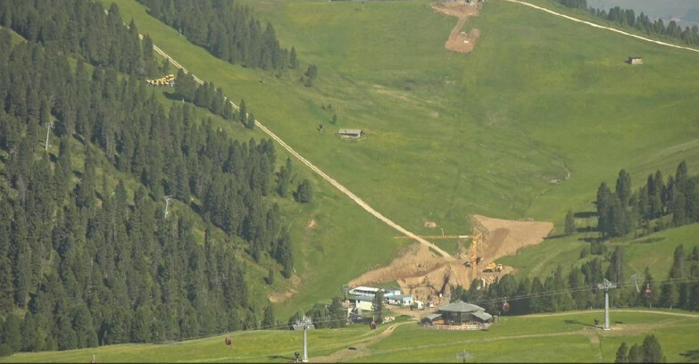 Webcam Пампеаго - Предаццо - Оберегген	 - Chair lift Obereggen