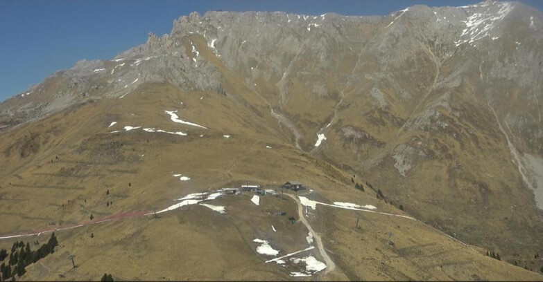 Webcam Pampeago  - Predazzo -  Obereggen - Mountain hut Passo Feudo