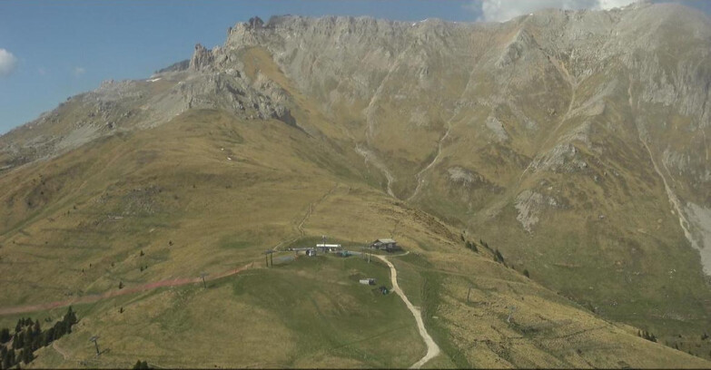 Webcam Pampeago  - Predazzo -  Obereggen - Mountain hut Passo Feudo