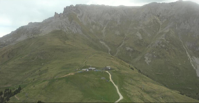 Webcam Pampeago  - Predazzo -  Obereggen - Mountain hut Passo Feudo
