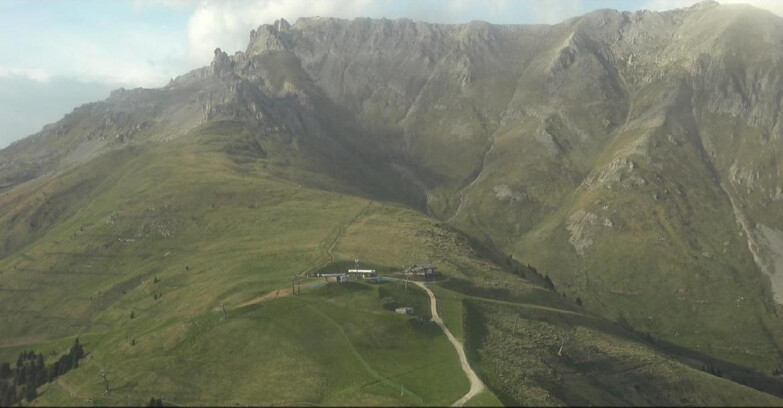 Webcam Pampeago  - Predazzo -  Obereggen - Mountain hut Passo Feudo