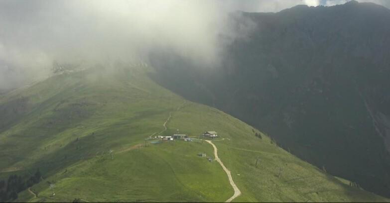 Webcam Pampeago  - Predazzo -  Obereggen - Mountain hut Passo Feudo