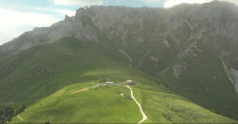 Webcam Pampeago  - Predazzo -  Obereggen - Mountain hut Passo Feudo