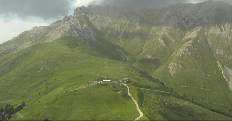 Webcam Pampeago  - Predazzo -  Obereggen - Mountain hut Passo Feudo
