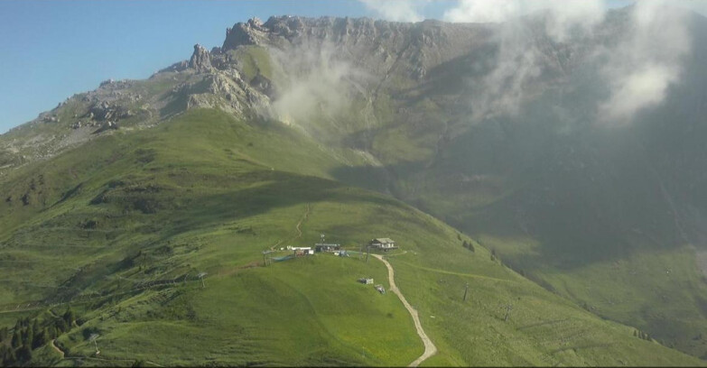 Webcam Pampeago  - Predazzo -  Obereggen - Mountain hut Passo Feudo