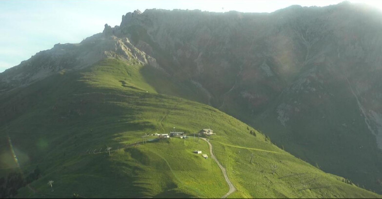 Webcam Pampeago  - Predazzo -  Obereggen - Mountain hut Passo Feudo