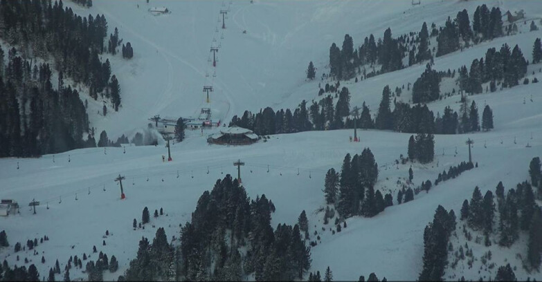 Webcam Pampeago  - Predazzo -  Obereggen - Mountain hut Latemar