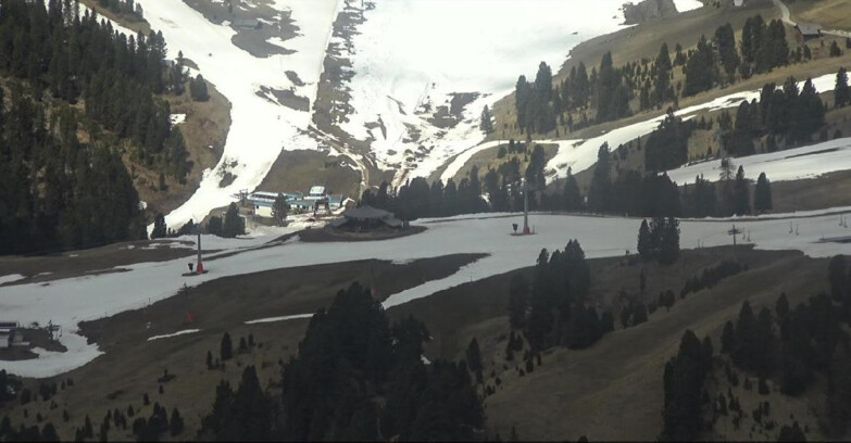 Webcam Пампеаго - Предаццо - Оберегген	 - Mountain hut Latemar