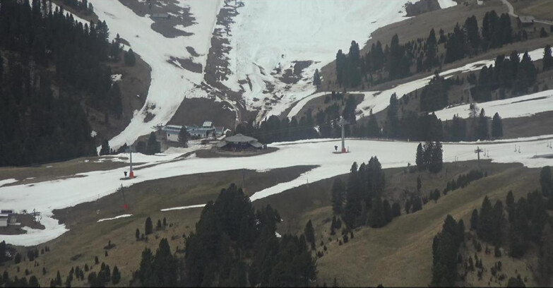 Webcam Пампеаго - Предаццо - Оберегген	 - Mountain hut Latemar